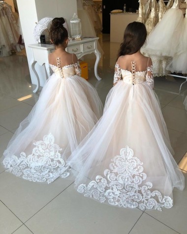 Online Avorio Abito da ballo Innamorato Tulle Pizzo Lunga Abiti da ragazza di fiori
