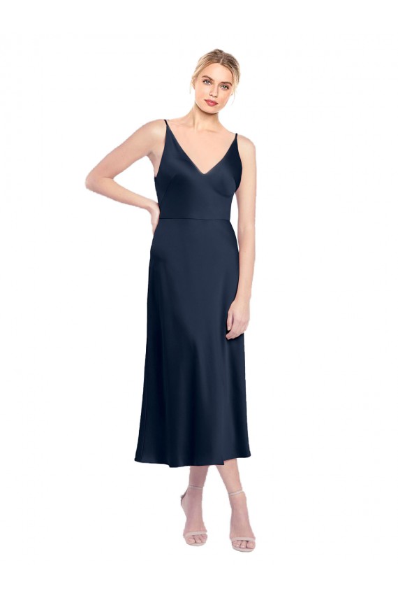 Online Blu marino scuro Linea A Scollatura a V Midi Raso Elastico Corto Abiti da damigella donore / Abiti da sera / Abiti da cocktail