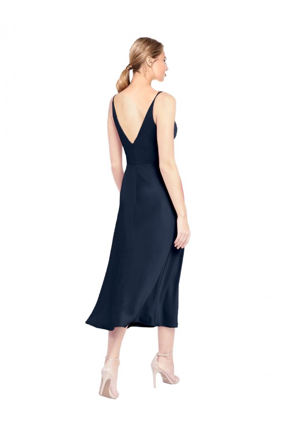Online Blu marino scuro Linea A Scollatura a V Midi Raso Elastico Corto Abiti da damigella donore / Abiti da sera / Abiti da cocktail