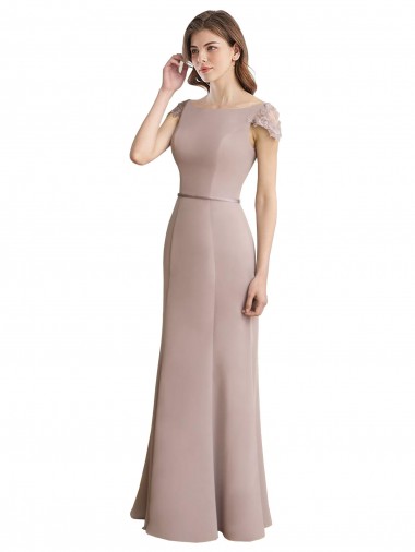 Online Stile sirena Scoop Alto Collo Chiffona Pizzo Lunga Abiti da damigella donore